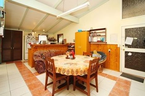 Photo of property in 126 Stapleford Crescent, Browns Bay, Auckland, 0630