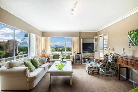 Photo of property in 29 High Road, Glenfield, Auckland, 0629