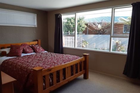 Photo of property in 6 Birdling Place, Halswell, Christchurch, 8025