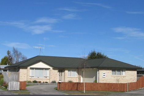 Photo of property in 16 Shannon Place, Nawton, Hamilton, 3200
