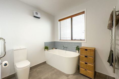 Photo of property in 4 Hugo Shaw Drive, Cambridge, 3434