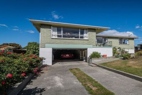 Photo of property in 27 Saint Leonards Road, Temuka, 7920