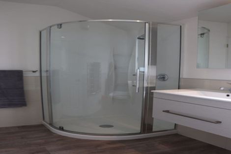 Photo of property in 40a Sawyers Arms Road, Northcote, Christchurch, 8052