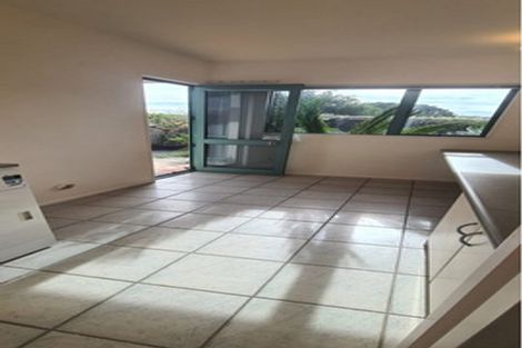 Photo of property in 4 Savoy Road, Orewa, 0931