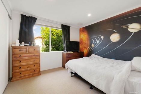 Photo of property in 27 The Track, Takanini, 2112