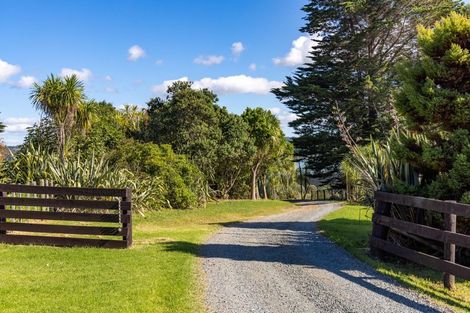 Photo of property in 68 Goodall Road, Snells Beach, 0920