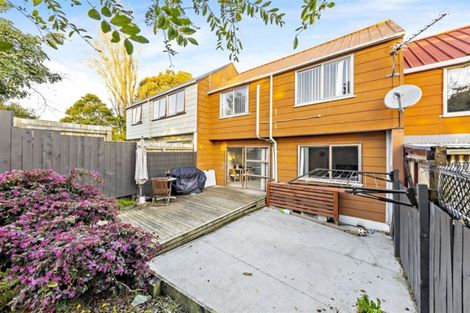 Photo of property in 2/108 Station Road, Papatoetoe, Auckland, 2025