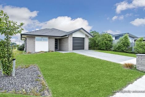 Photo of property in 17 Pakohe Street, Pegasus, 7612