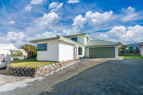 Photo of property in 33 Kahurangi Drive, Rangatira Park, Taupo, 3330