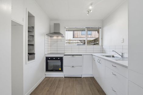 Photo of property in 1/146 Victoria Avenue, Hokowhitu, Palmerston North, 4410