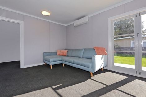 Photo of property in 220 Warwick Road, Mayfair, Hastings, 4122