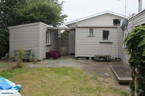 Photo of property in 20 Domett Street, Opunake, 4616