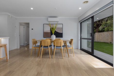 Photo of property in 38 Mooring Close, Whitby, Porirua, 5024