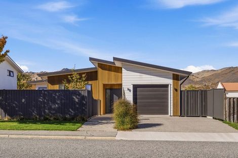 Photo of property in 20 Antrim Street, Cromwell, 9310