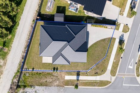 Photo of property in 21 Guano Crescent, Cromwell, 9310