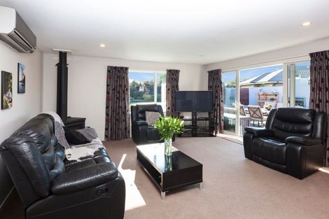 Photo of property in 14 Prebblewood Drive, Prebbleton, 7604