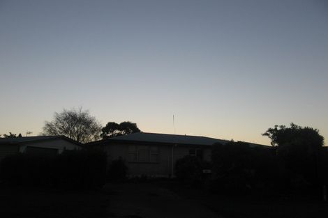 Photo of property in 14 Dove Place, Westbrook, Palmerston North, 4412