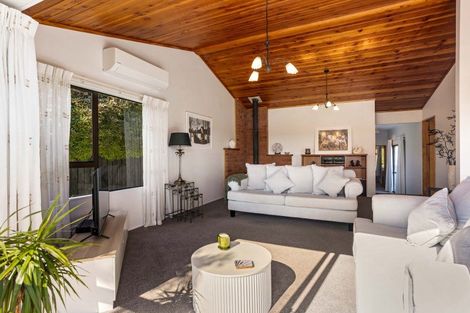 Photo of property in 100 Tobie Place, Whangamata, 3620
