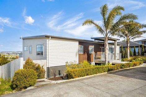Photo of property in 66 Maire Road, Orewa, 0931