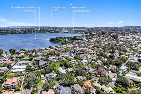 Photo of property in 11 Audrey Road, Takapuna, Auckland, 0620