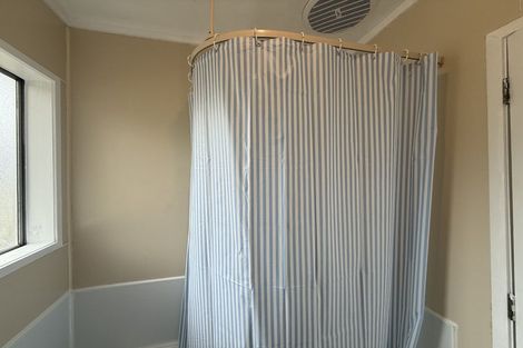 Photo of property in 37 Taurus Crescent, Beach Haven, Auckland, 0626