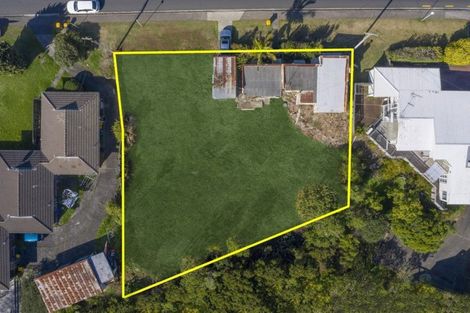 Photo of property in 19 Omana Road, Milford, Auckland, 0620