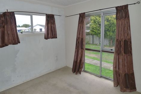 Photo of property in 28 Cedar Grove, Highbury, Palmerston North, 4412