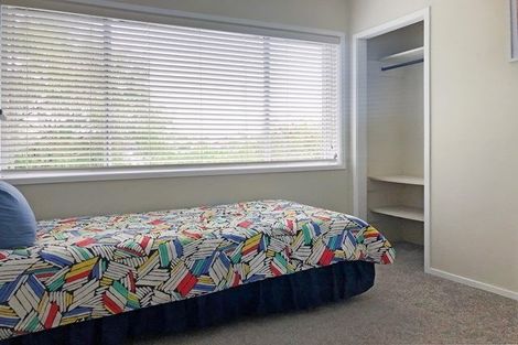 Photo of property in 1/7 Lingham Crescent, Torbay, Auckland, 0630