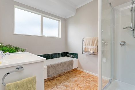 Photo of property in 12 Shadbolt Drive, Leamington, Cambridge, 3432