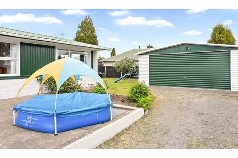 Photo of property in 19 Kathleen Crescent, Hornby, Christchurch, 8042