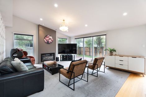 Photo of property in 8 Halewood Grove, Churton Park, Wellington, 6037