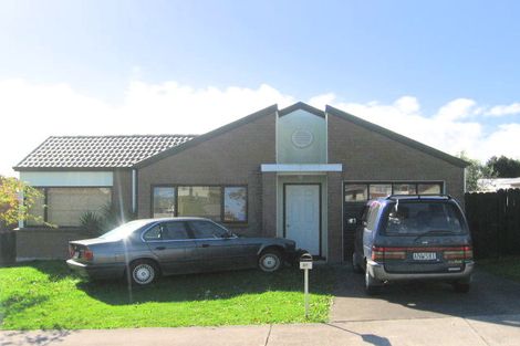 Photo of property in 37 Blueridge Close, Sunnyvale, Auckland, 0612