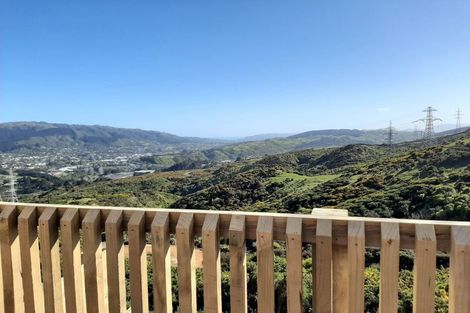 Photo of property in 35 Havana Rise, Grenada Village, Wellington, 6037