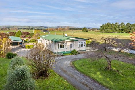 Photo of property in 127 Bidwills Cutting Road, Morrisons Bush, Greytown, 5794