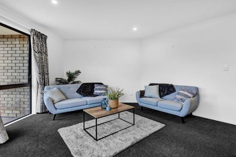 Photo of property in 72 Dillon Drive, Bell Block, New Plymouth, 4312