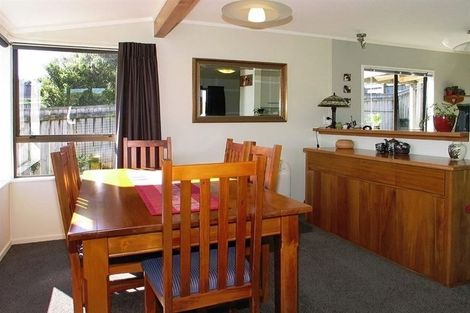 Photo of property in 30 Guadeloupe Crescent, Grenada Village, Wellington, 6037