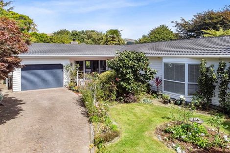Photo of property in 10 Rata Street, Waikanae, 5036