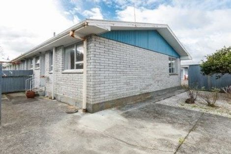 Photo of property in 8 Kiwi Court, Roslyn, Palmerston North, 4414