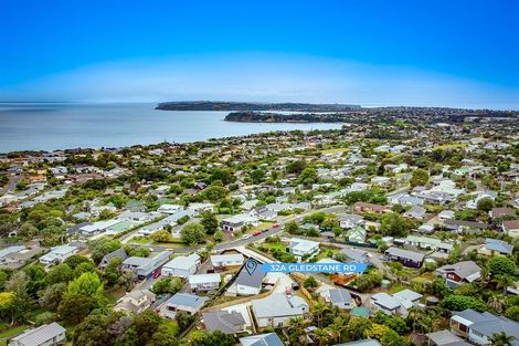 Photo of property in 32a Gledstane Road, Stanmore Bay, Whangaparaoa, 0932