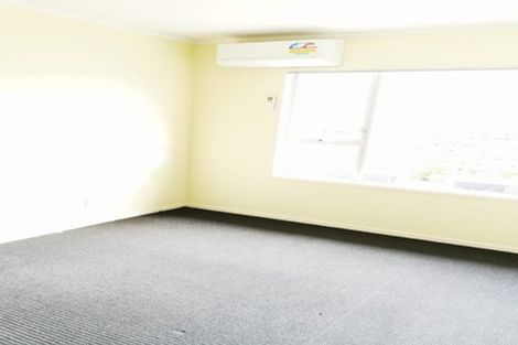 Photo of property in 24 Terry Street, Blockhouse Bay, Auckland, 0600