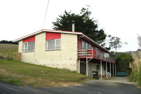 Photo of property in 32 Gorman Street, Macandrew Bay, Dunedin, 9014