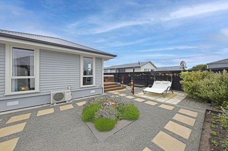 Photo of property in 35 Ottawa Road, Wainoni, Christchurch, 8061