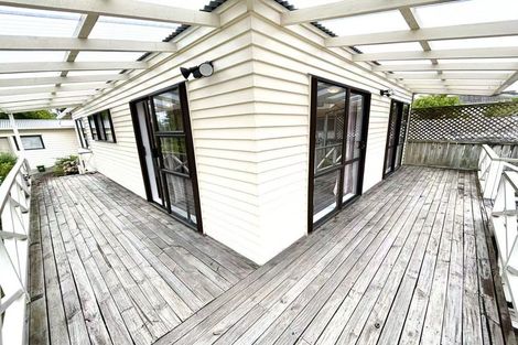 Photo of property in 47 Sturges Road, Henderson, Auckland, 0612