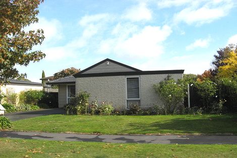 Photo of property in 52 Sayers Crescent, Ilam, Christchurch, 8041