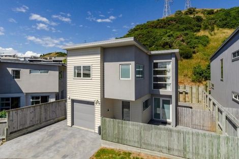 Photo of property in 36h Erlestoke Crescent, Churton Park, Wellington, 6037