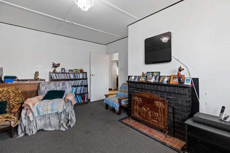Photo of property in 60 Harper Street, Gonville, Whanganui, 4501