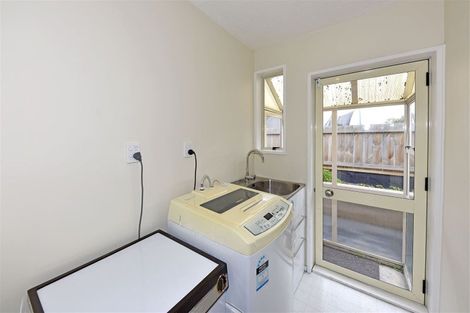 Photo of property in 2 Wynand Place, Sockburn, Christchurch, 8042