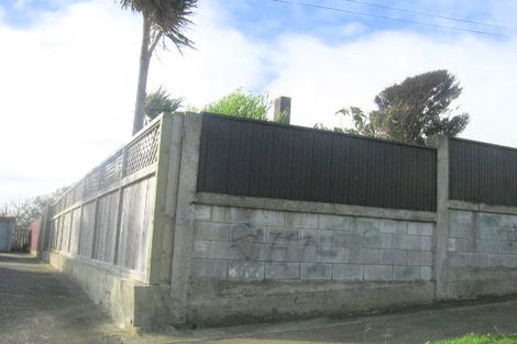 Photo of property in 25 Gear Terrace, Ranui, Porirua, 5024