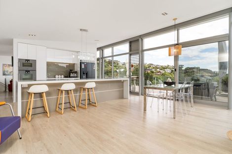 Photo of property in 11 Saint Remy Lane, Redcliffs, Christchurch, 8081