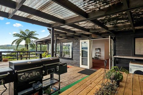 Photo of property in 62 Spencer Road, Lake Tarawera, Rotorua, 3076